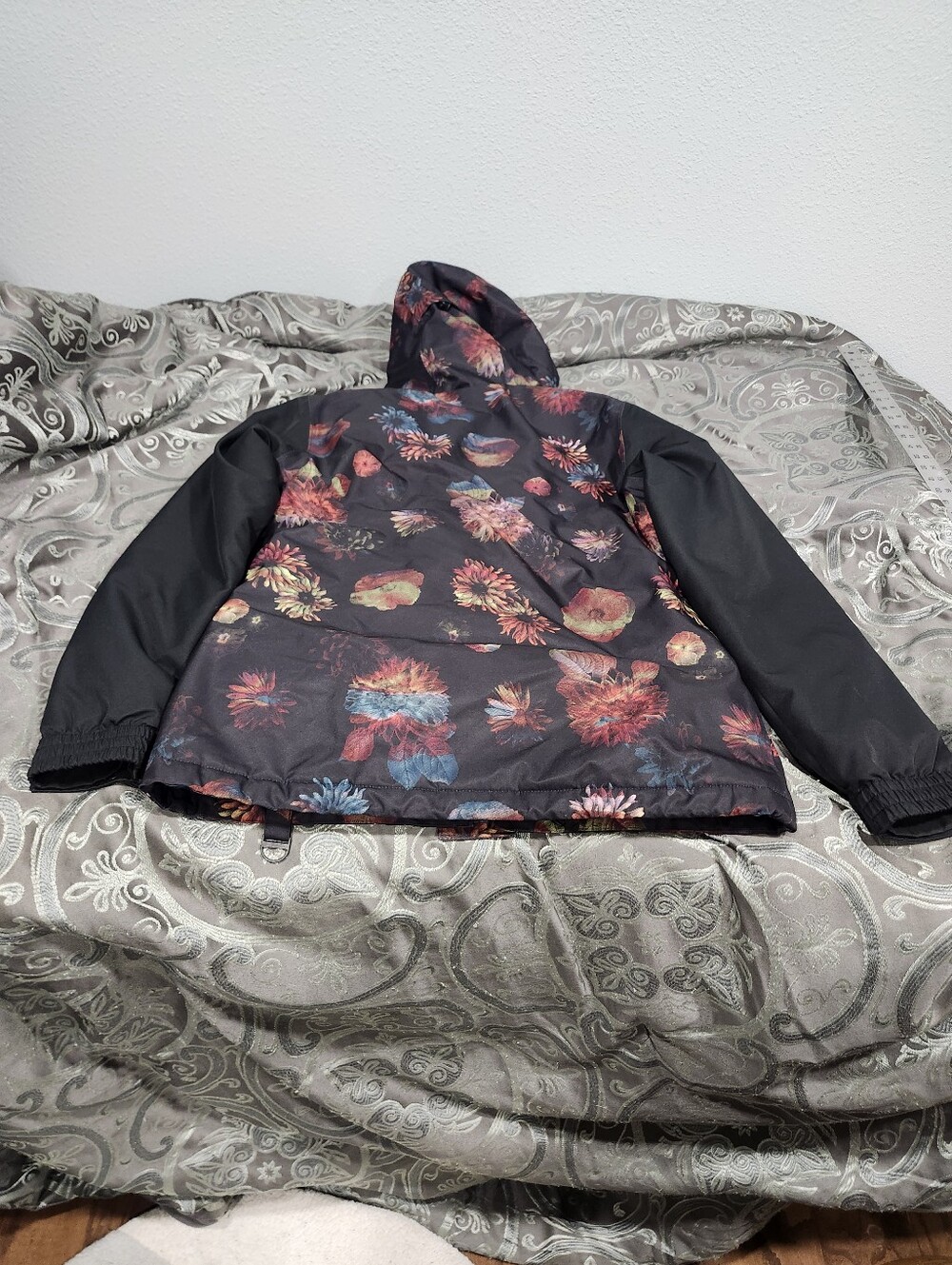 Aperture Floral Print Snowboarding Or Ski Coat Or Jacket Size M - Picture 6 of 6
